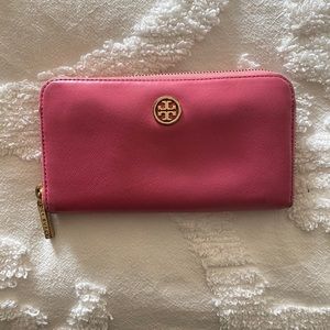 Tory Burch wallet